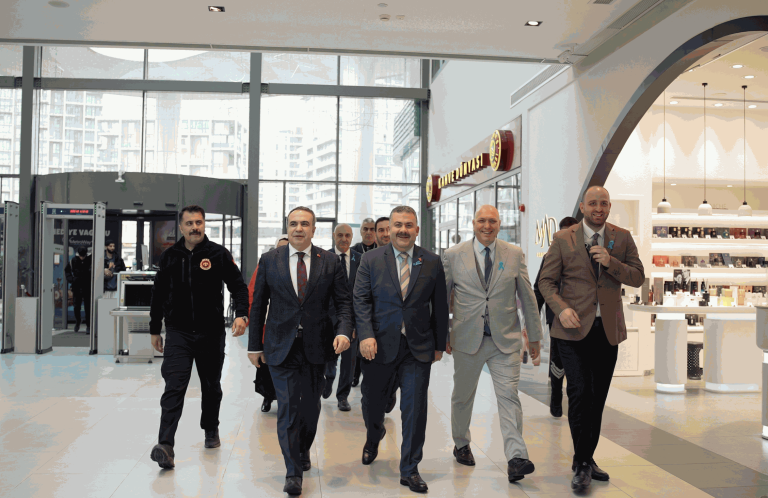 V Metroway AVM’de Dünya Otizm Farkındalık Günü’ne Özel Anlamlı Etkinlik